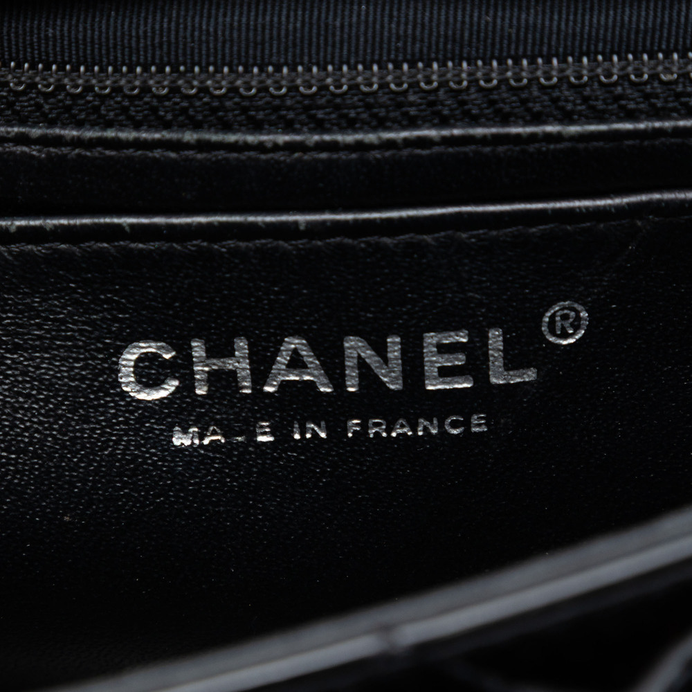 Pre-Loved Chanel Mini Rectangular Classic Patent Single Flap - Picture 5 of 7